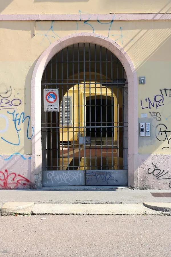 Sant Ambrogio Mansion - Via Olona Apartment Milan