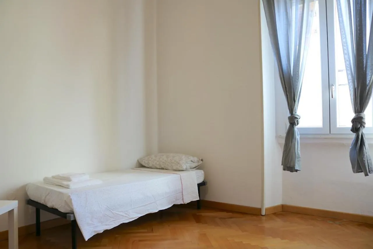 Sant Ambrogio Mansion - Via Olona Apartment Milan