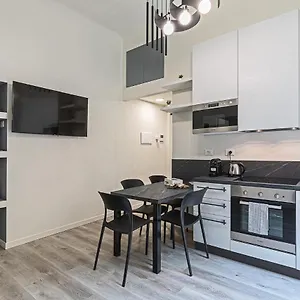 La Boutique Milano: In Porta Romana Milan